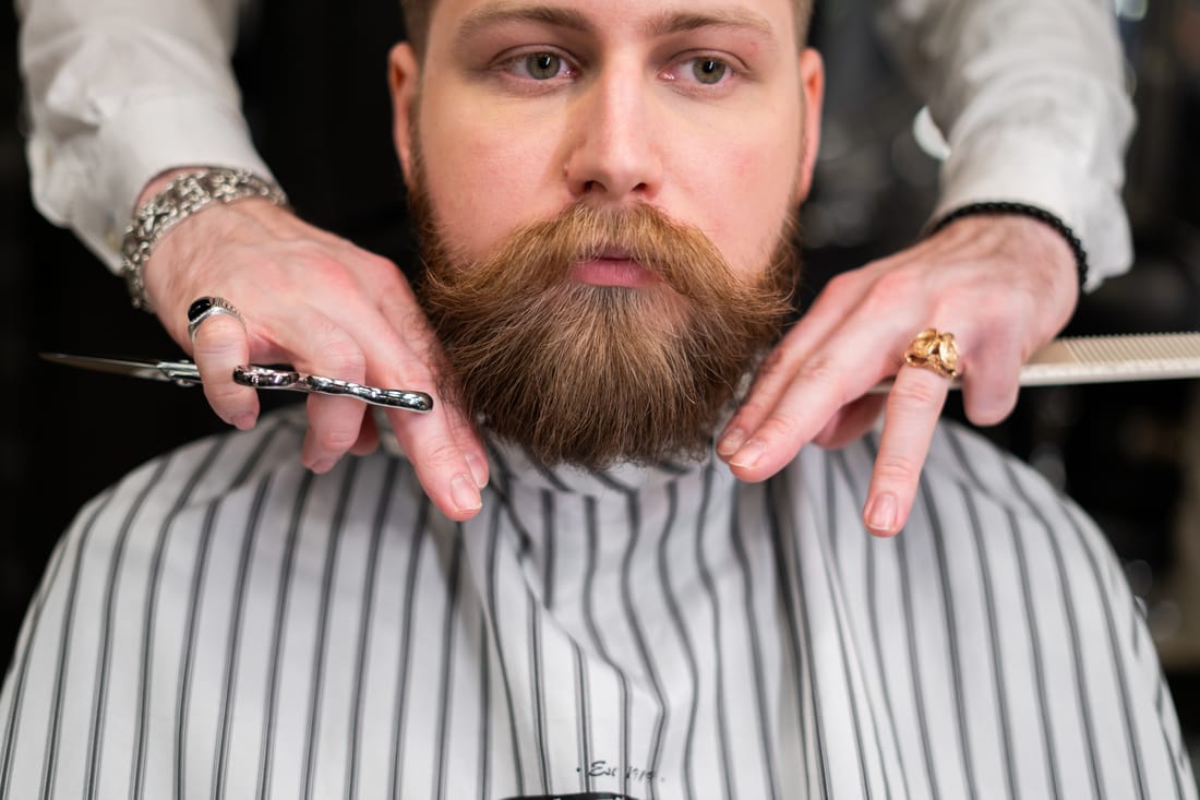 Beard shaping with scissors