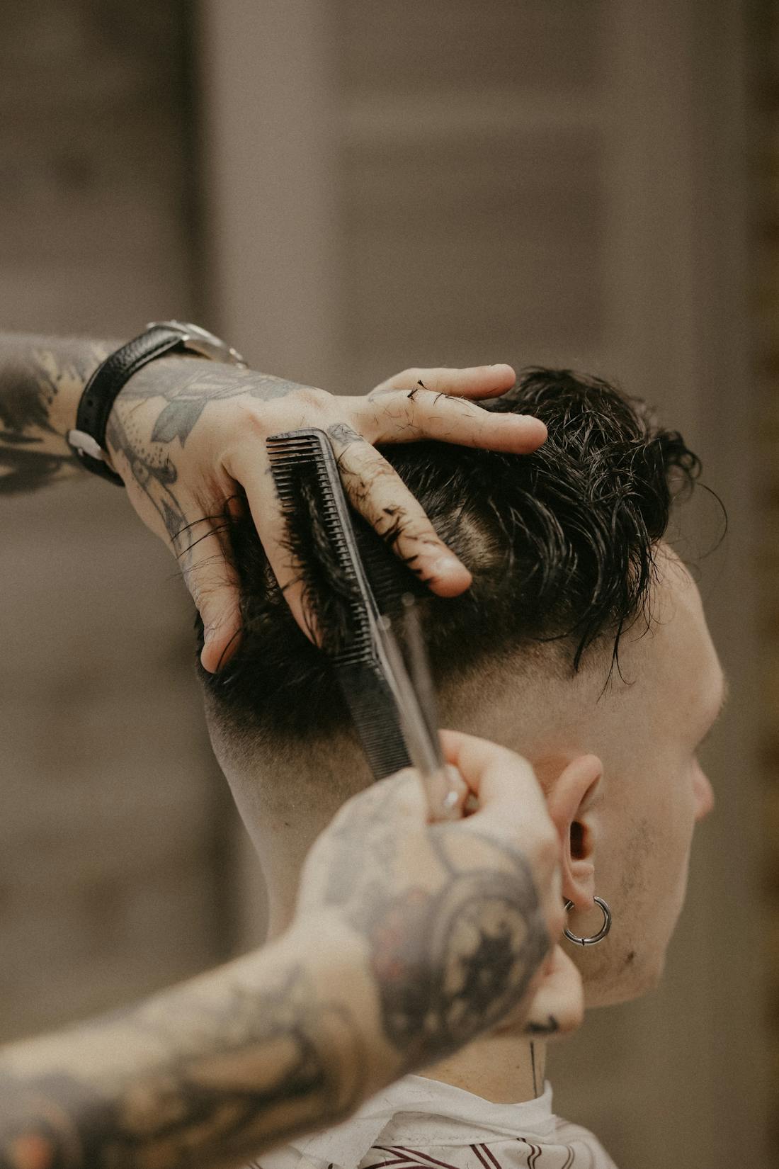 Scissor-over-comb texture work