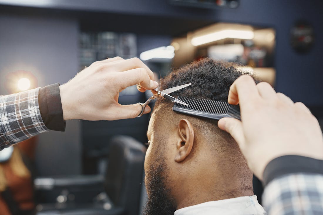 Scissor-over-comb cut